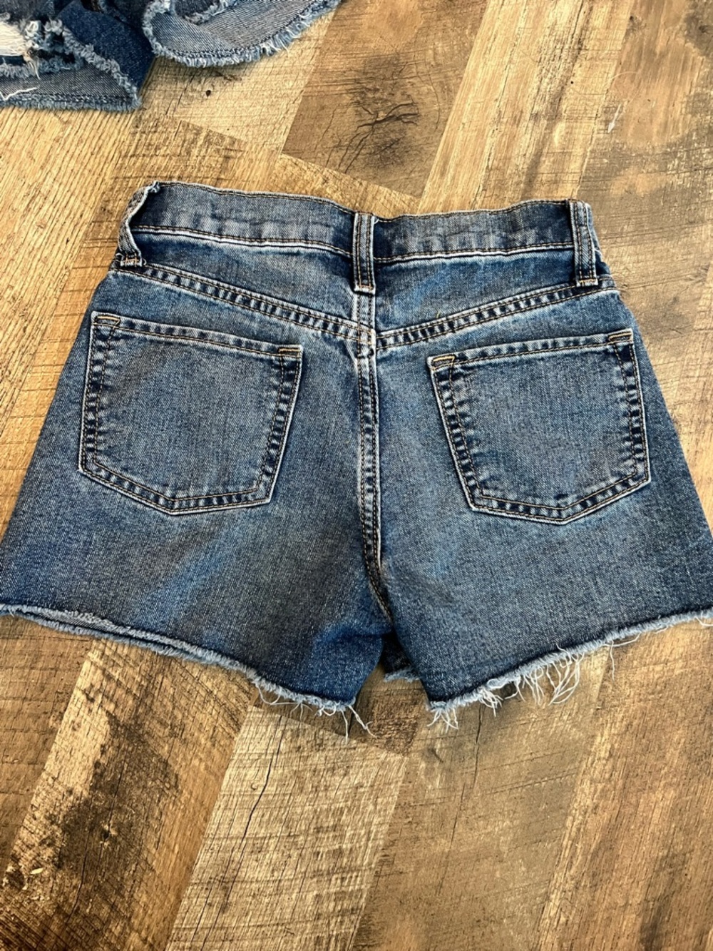 Old Navy Dark Blue Distressed Denim Cutoff Shorts - Picture 6 of 11